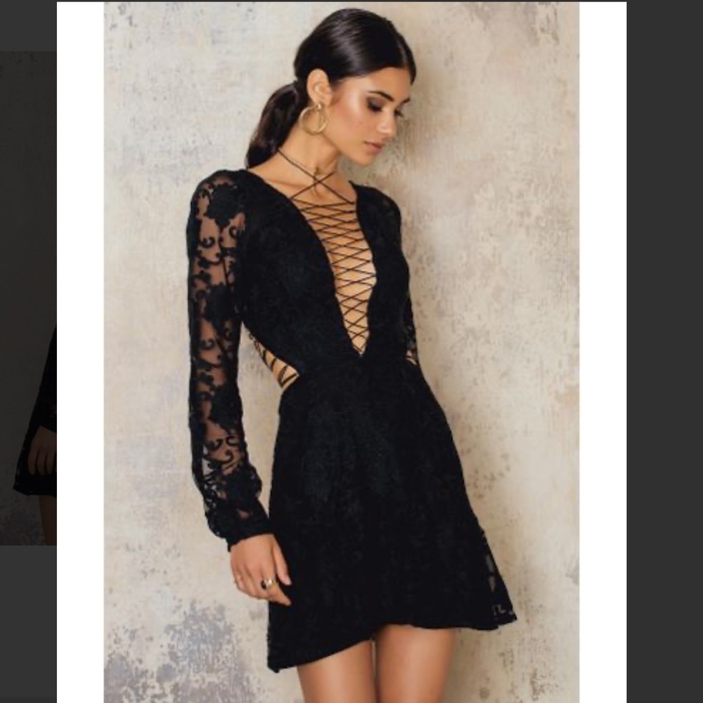 NEW FOR LOVE & LEMONS JOLENE LACE UP MINI Z14-5